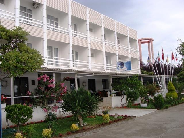 Eker Bermuda Hotel Erdek Exterior photo